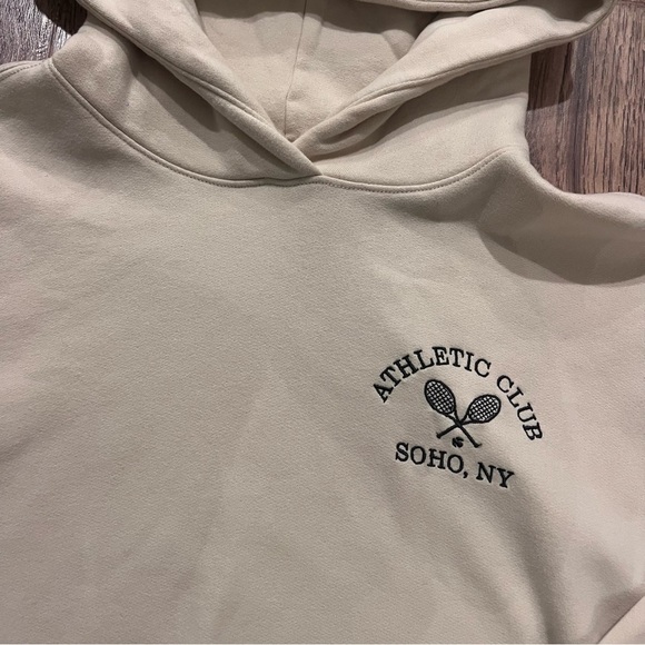 EUC Cropped Abercrombie Hoodie Large Cream Soft AF Collection - Picture 2 of 3